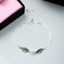 Load image into Gallery viewer, Rose Leaf Bracelet with Pearl Center in Sterling Silver