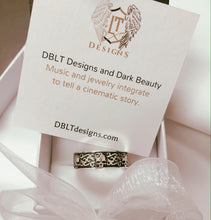 Load image into Gallery viewer, Skull Wedding Band in Sterling Silver