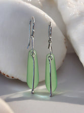 Load image into Gallery viewer, Mermaid's Tears Earring