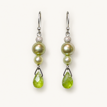Load image into Gallery viewer, Stardust and Freshwater Pearl Nugget with Genuine Peridot Briolette in Sterling Silver