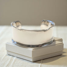 Load image into Gallery viewer, Serene Edge Cuff