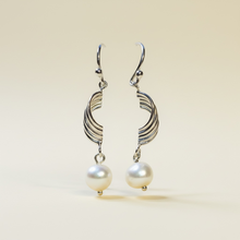 Load image into Gallery viewer, Freshwater Pearl Drop Earring in Sterling Silver