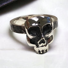 Load image into Gallery viewer, Freddie Skull Ring in Sterling Silver
