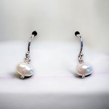 Load image into Gallery viewer, Freshwater Pearlescent Nugget Earring in Sterling Silver