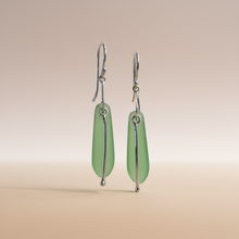Load image into Gallery viewer, Mermaid's Tears Earring