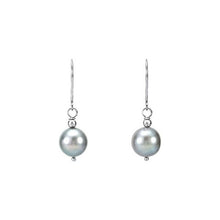 Load image into Gallery viewer, Freshwater Cultured Silver Grey Pearl Earring in Sterling Silver