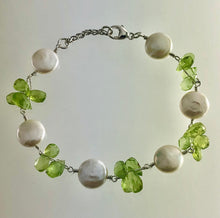 Load image into Gallery viewer, Coin Pearl and Peridot Briolette Bracelet in Sterling Silver