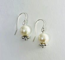 Load image into Gallery viewer, Pearl Bead Earring in Sterling Silver